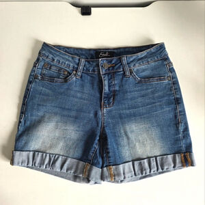 Earl Jeans Blue Denim Distressed Cuff Shorts Size 6